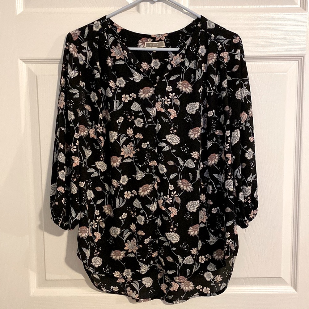 Pleione black, pink, and grey floral 3/4 sleeve blouse